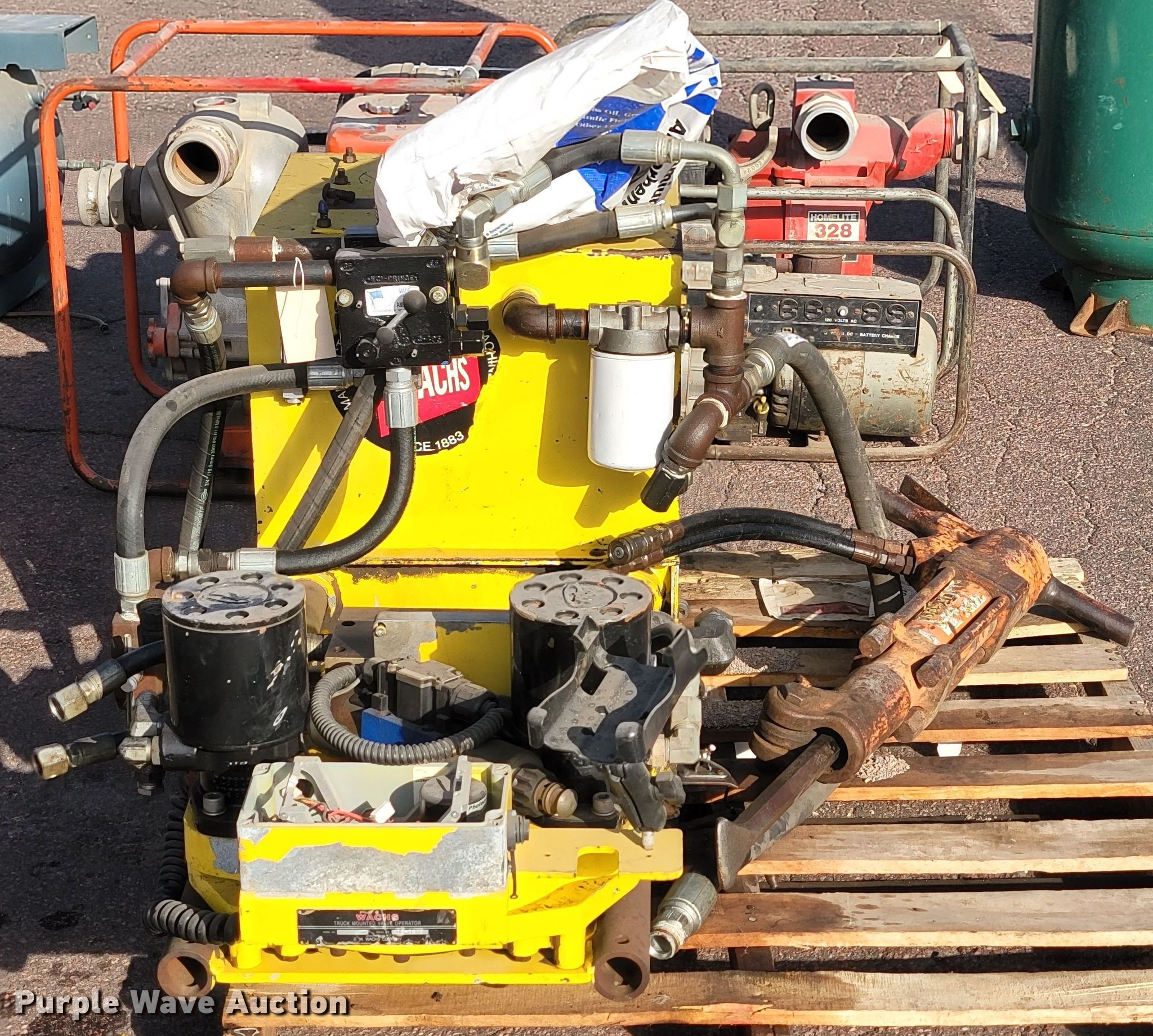 Wachs hydraulic valve turning wrench in Sioux Falls, SD Item LO9224 sold Purple Wave