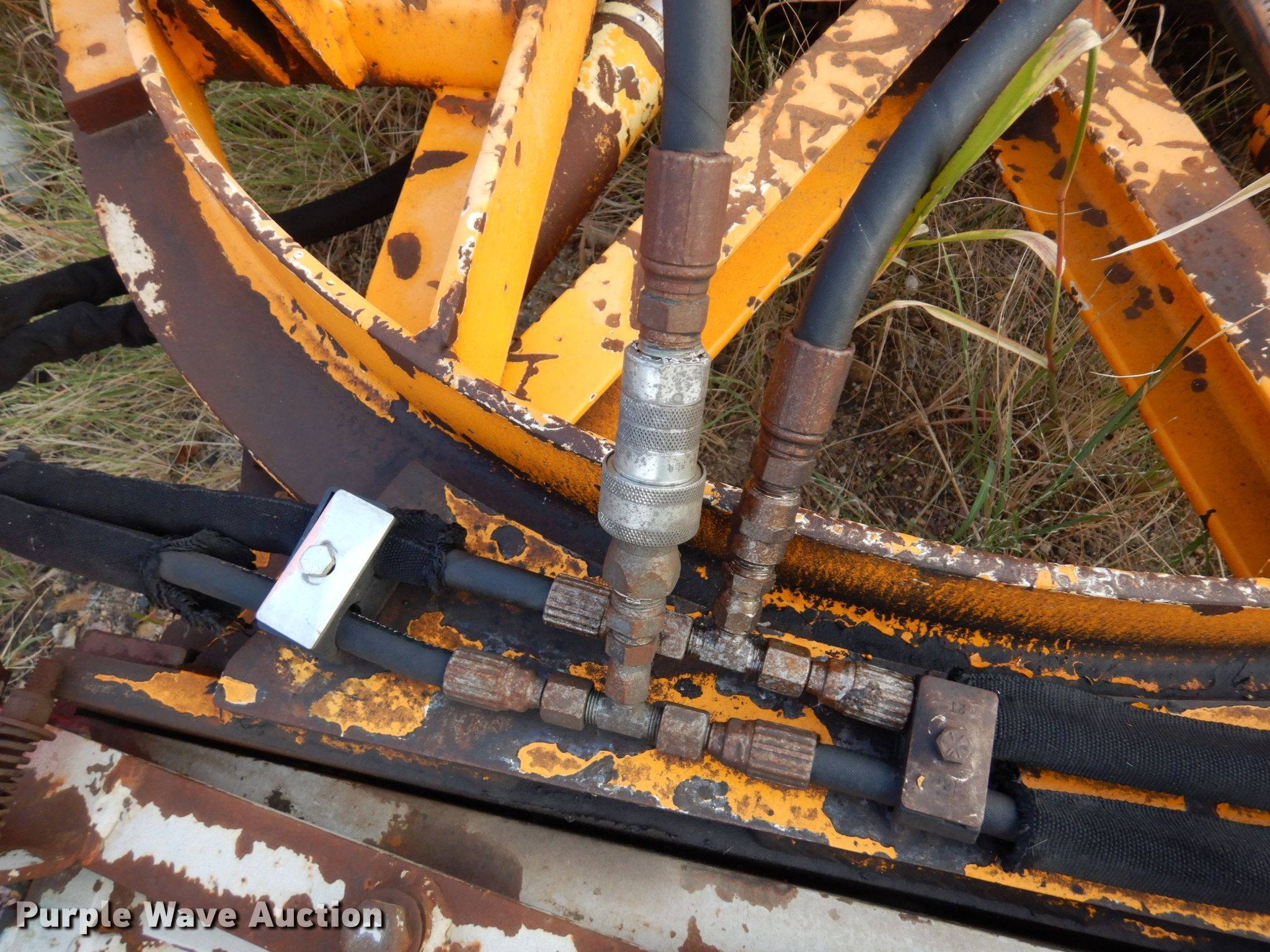 (4) 12'W snow plows in Sioux Falls, SD Item MH9190 sold Purple Wave