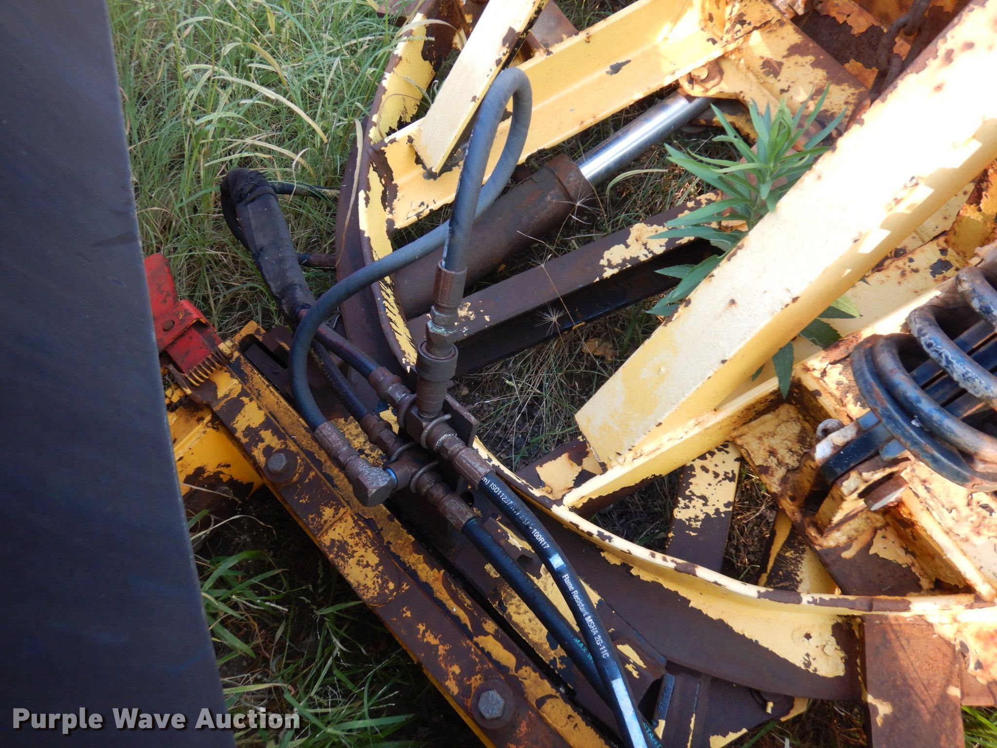 (4) 12'W snow plows in Sioux Falls, SD Item MH9190 sold Purple Wave