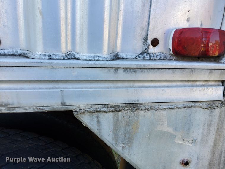 image for item DJ6133 1983 Wilson  grain trailer