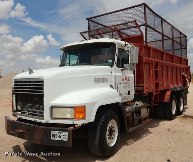 image for item DJ8981 1998 Mack CH613  manure spreader truck