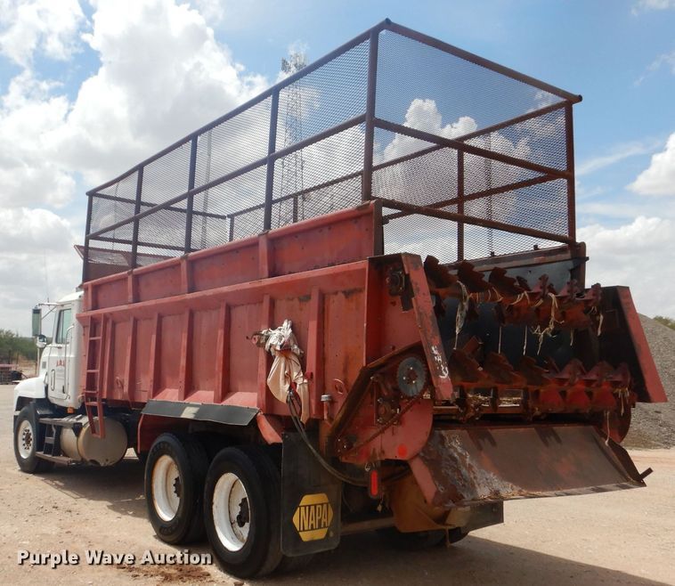 image for item DJ8981 1998 Mack CH613  manure spreader truck