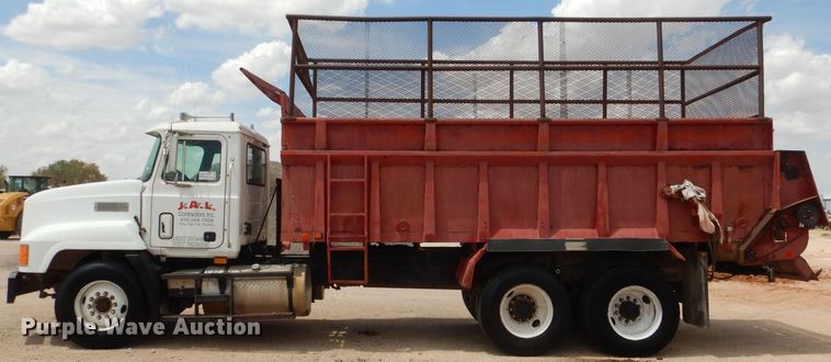 image for item DJ8981 1998 Mack CH613  manure spreader truck