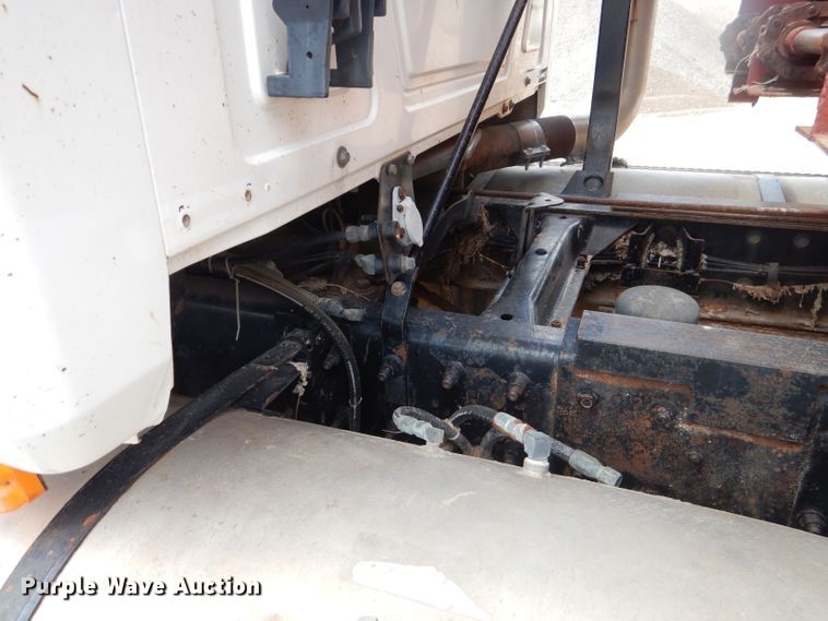 image for item DJ8981 1998 Mack CH613  manure spreader truck