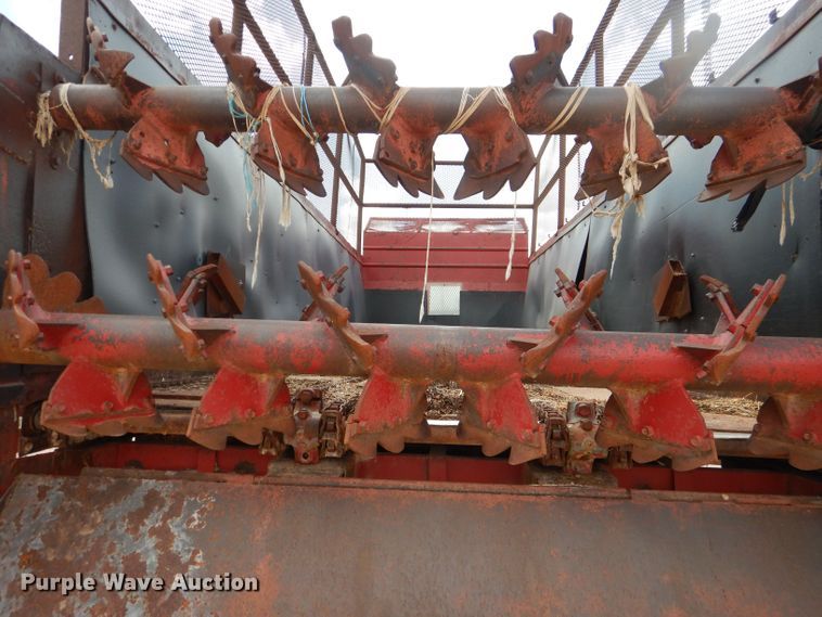 image for item DJ8981 1998 Mack CH613  manure spreader truck