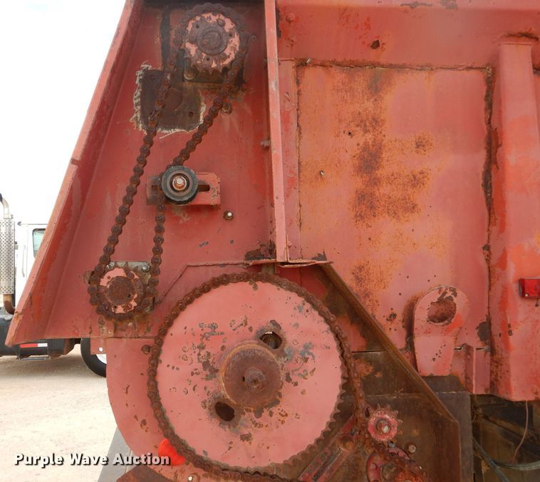 image for item DJ8981 1998 Mack CH613  manure spreader truck