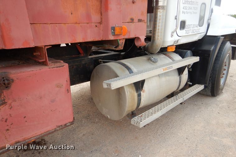 image for item DJ8981 1998 Mack CH613  manure spreader truck