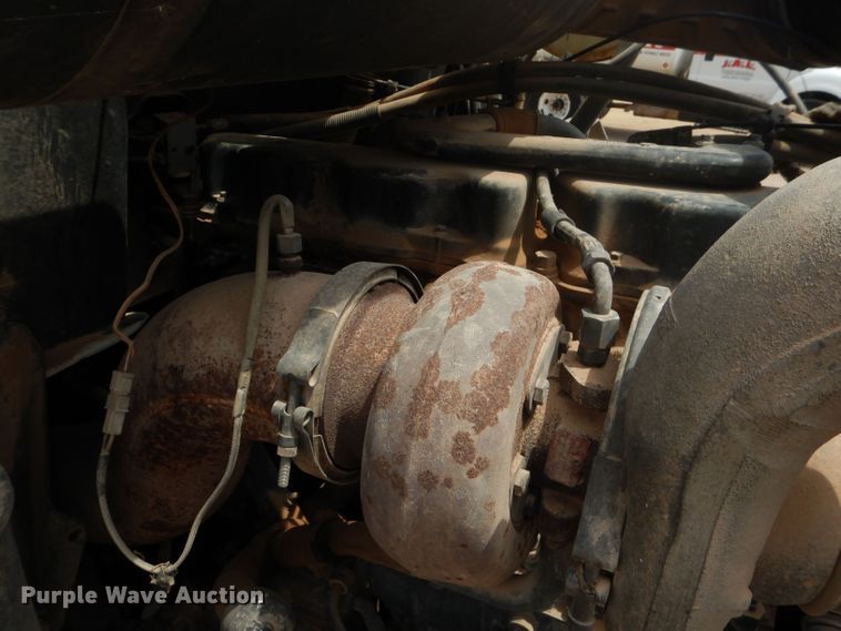 image for item DJ8981 1998 Mack CH613  manure spreader truck