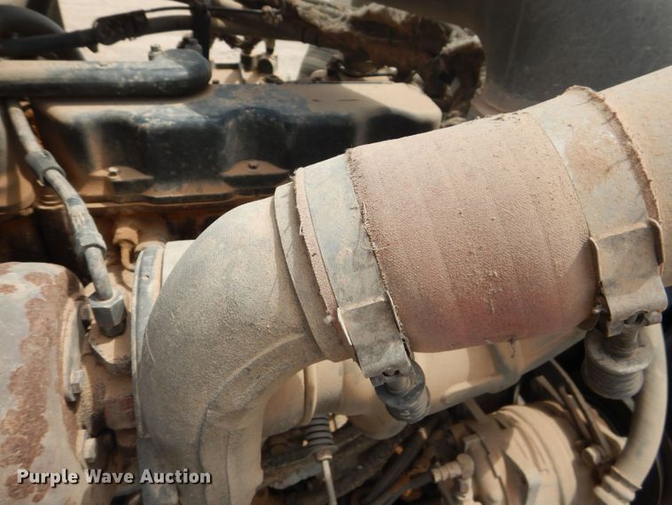 image for item DJ8981 1998 Mack CH613  manure spreader truck