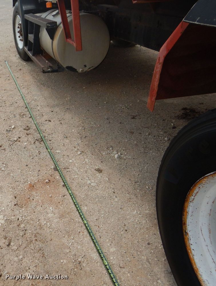 image for item DJ8981 1998 Mack CH613  manure spreader truck