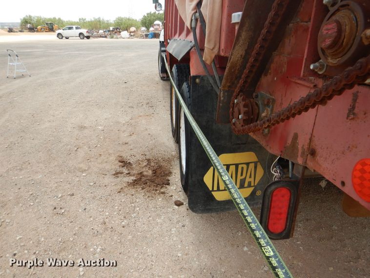 image for item DJ8981 1998 Mack CH613  manure spreader truck