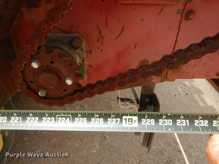 image for item DJ8981 1998 Mack CH613  manure spreader truck