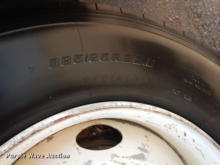 image for item DJ8981 1998 Mack CH613  manure spreader truck