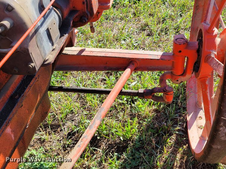 image for item DM8052 1935 Allis Chalmers E 25-40 Thresherman's Special  tractor