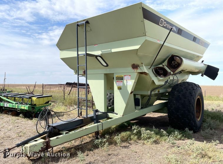 Orthman 1096 grain cart in Spearman, TX Item DN5200 sold Purple Wave