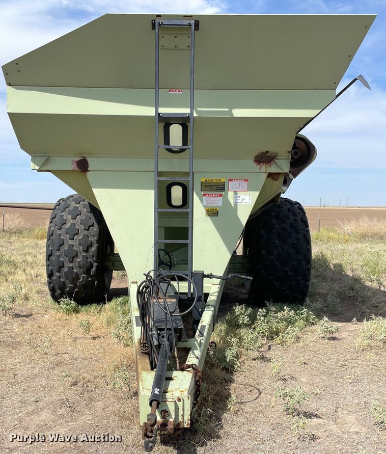 image for item DN5200 Orthman 1096 grain cart