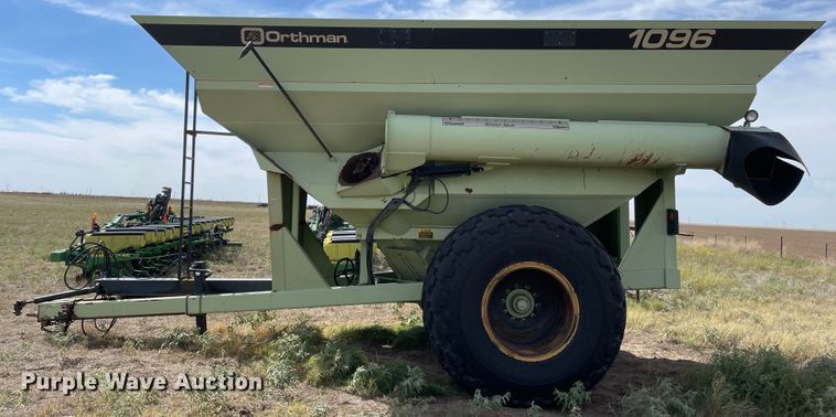 image for item DN5200 Orthman 1096 grain cart