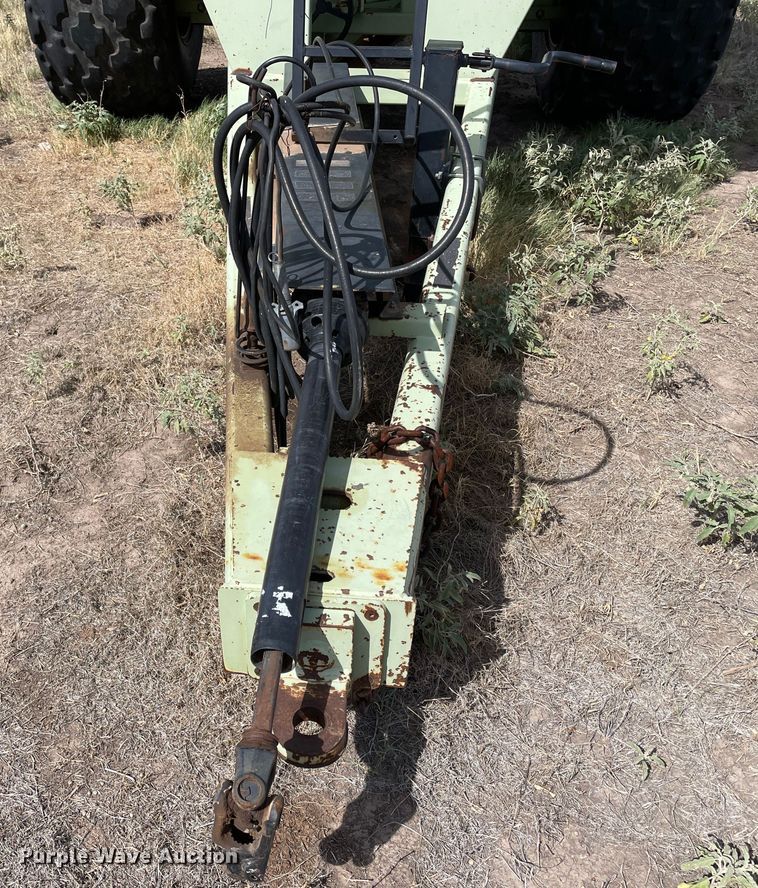 image for item DN5200 Orthman 1096 grain cart