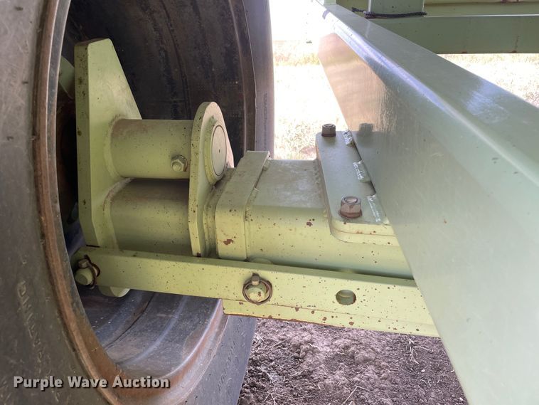 image for item DN5200 Orthman 1096 grain cart