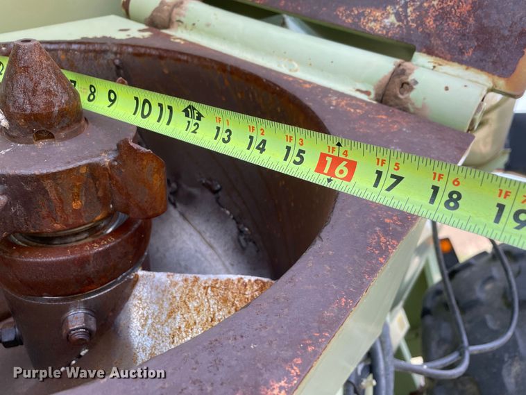 image for item DN5200 Orthman 1096 grain cart