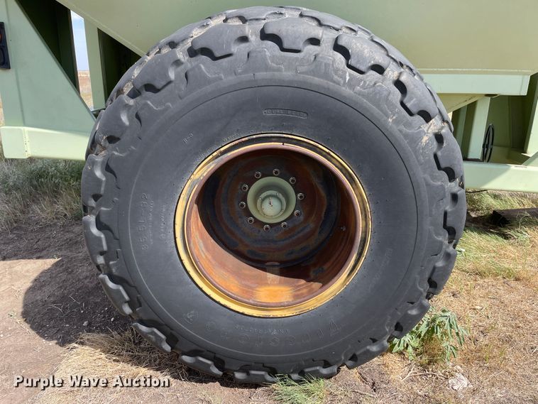 image for item DN5200 Orthman 1096 grain cart