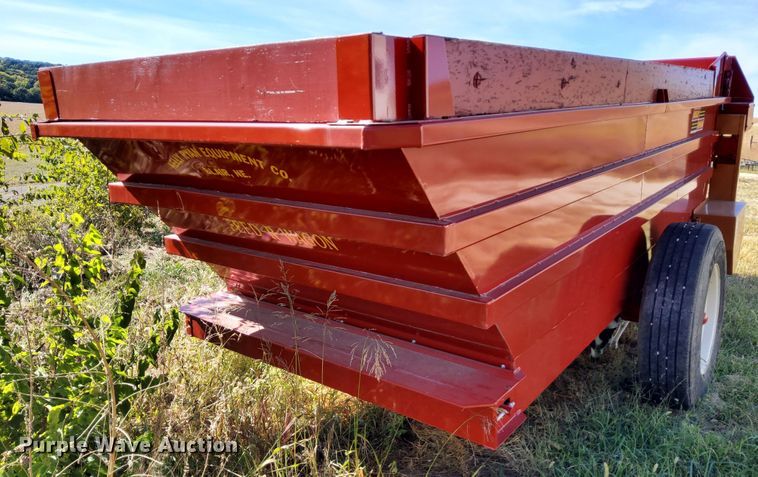 image for item DN6860 Kelly-Ryan Feed-R-Wagon 5X12-18 feed mixer