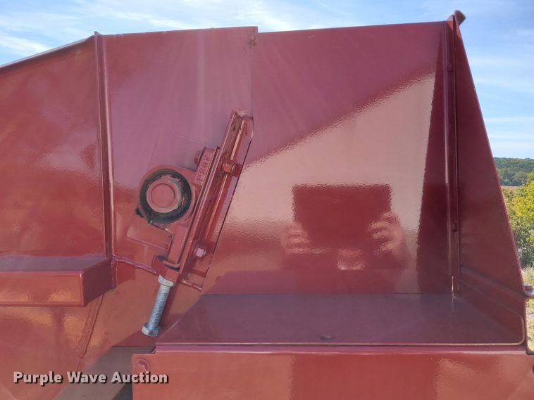 image for item DN6860 Kelly-Ryan Feed-R-Wagon 5X12-18 feed mixer