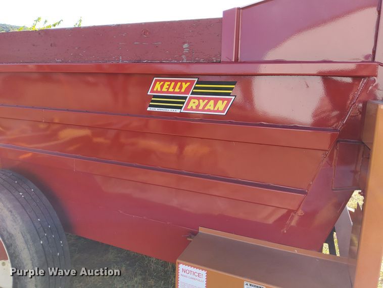 image for item DN6860 Kelly-Ryan Feed-R-Wagon 5X12-18 feed mixer