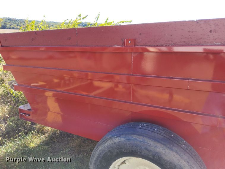 image for item DN6860 Kelly-Ryan Feed-R-Wagon 5X12-18 feed mixer
