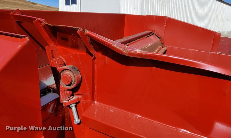 image for item DN6860 Kelly-Ryan Feed-R-Wagon 5X12-18 feed mixer