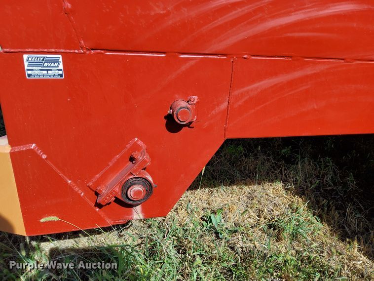 image for item DN6860 Kelly-Ryan Feed-R-Wagon 5X12-18 feed mixer