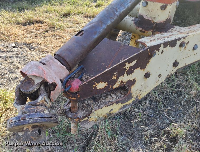 image for item DN6861 New Holland 790  manure spreader