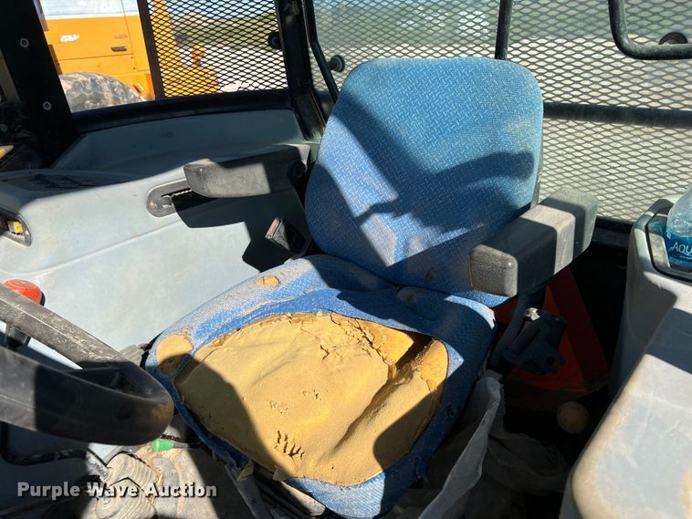 image for item DO8714 2008 New Holland TD5050  MFWD tractor