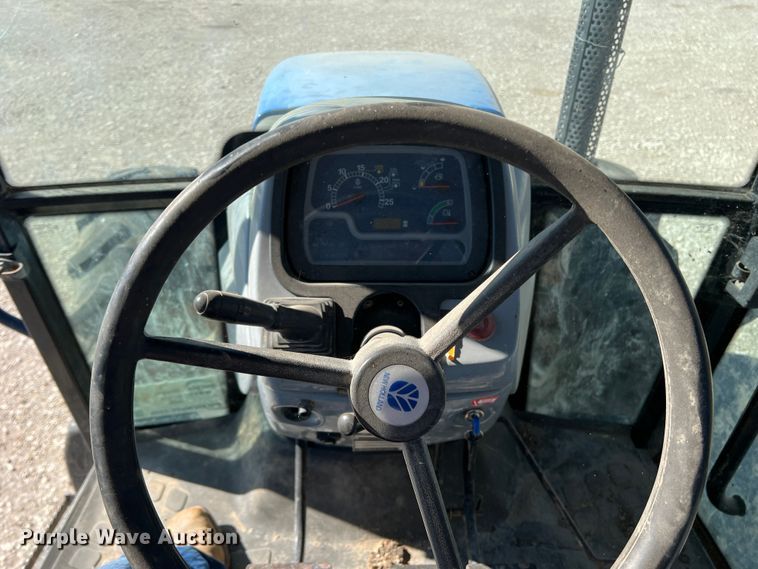 image for item DO8714 2008 New Holland TD5050  MFWD tractor