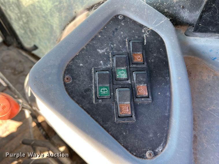 image for item DO8714 2008 New Holland TD5050  MFWD tractor