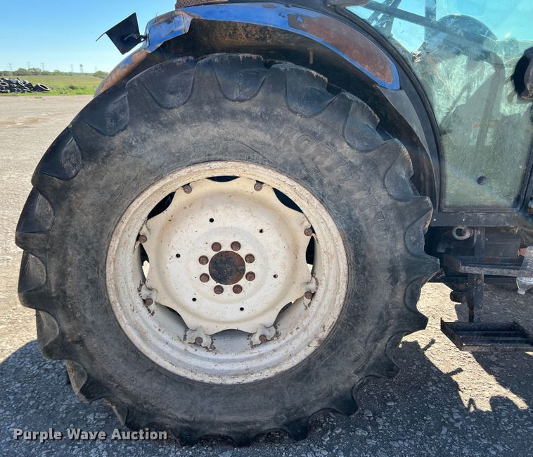 image for item DO8714 2008 New Holland TD5050  MFWD tractor