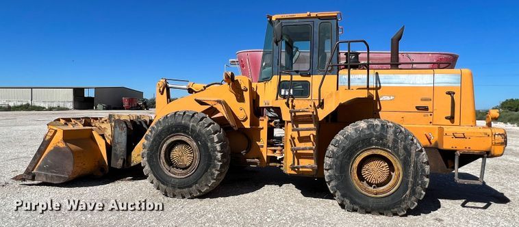 image for item DO8715 1997 Hyundai HL-760  wheel loader