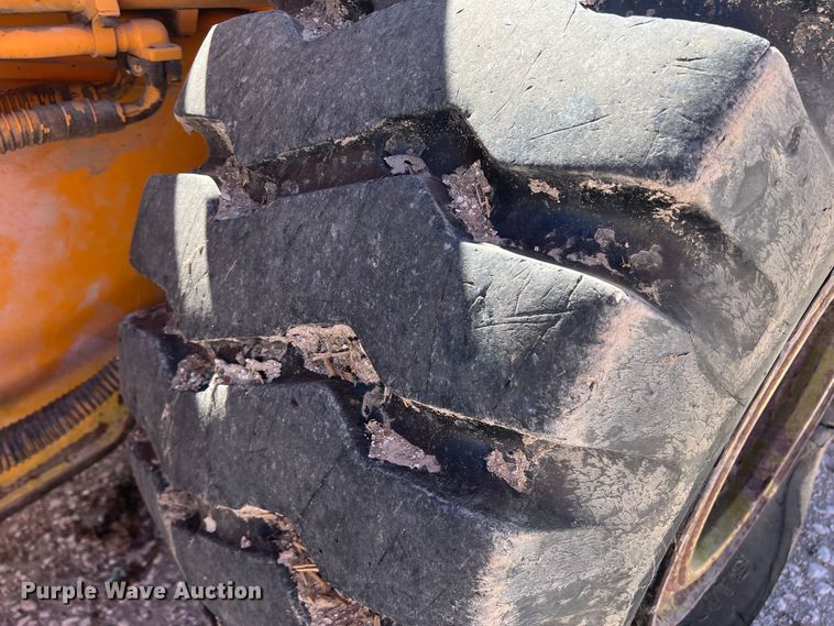 image for item DO8715 1997 Hyundai HL-760  wheel loader