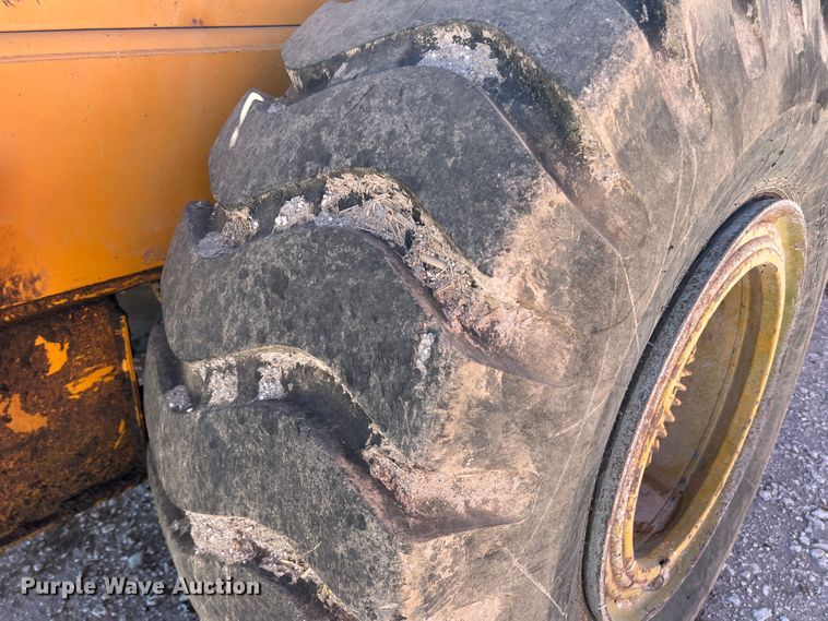 image for item DO8715 1997 Hyundai HL-760  wheel loader