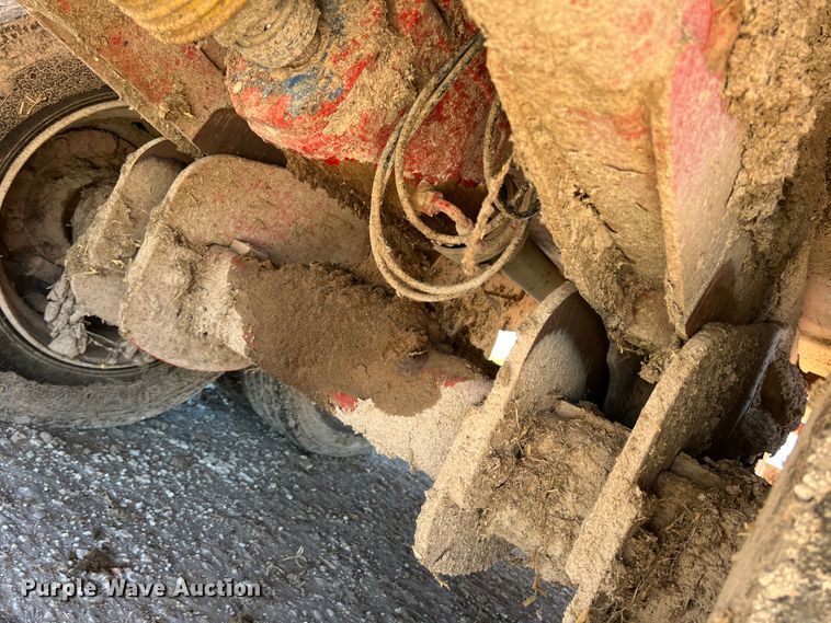 image for item DO8716 2013 Peecon WME400  bale processor