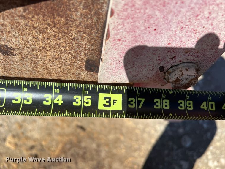 image for item DO8716 2013 Peecon WME400  bale processor