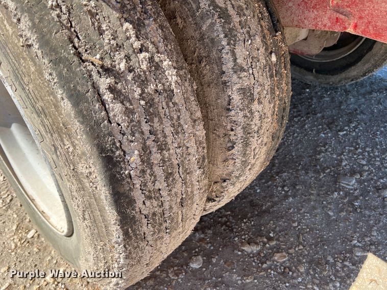 image for item DO8716 2013 Peecon WME400  bale processor