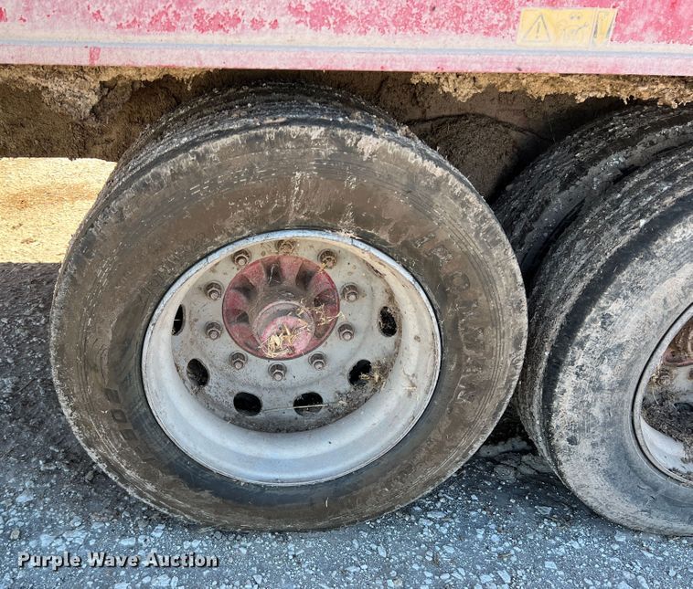 image for item DO8716 2013 Peecon WME400  bale processor