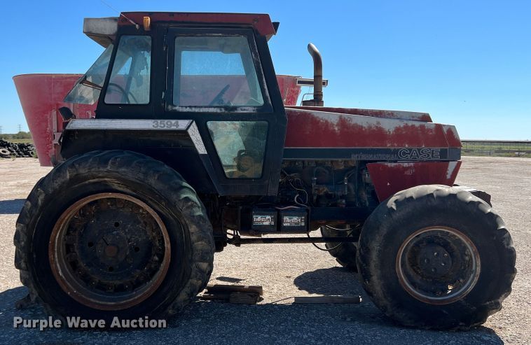 image for item DO8717 Case IH 3594  MFWD tractor
