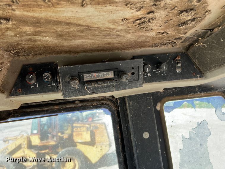 image for item DO8717 Case IH 3594  MFWD tractor