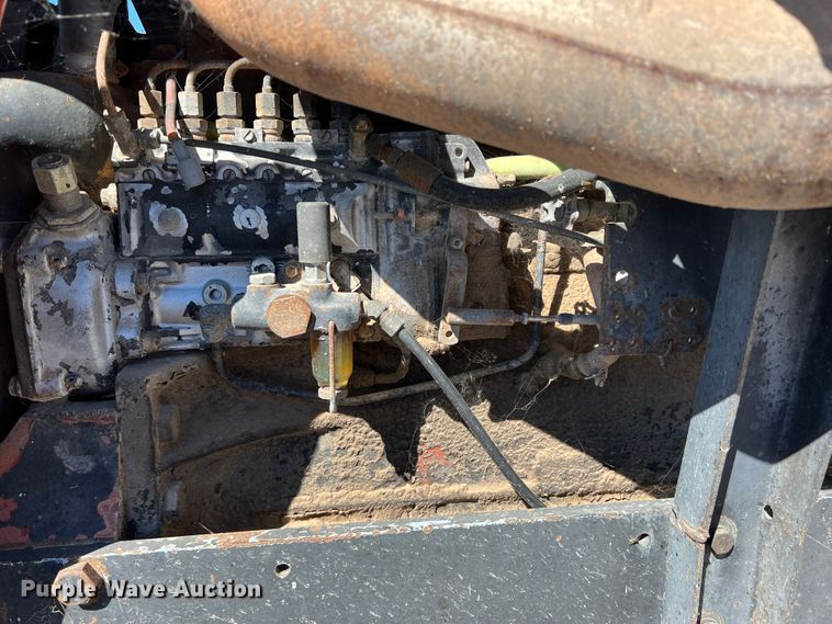 image for item DO8717 Case IH 3594  MFWD tractor