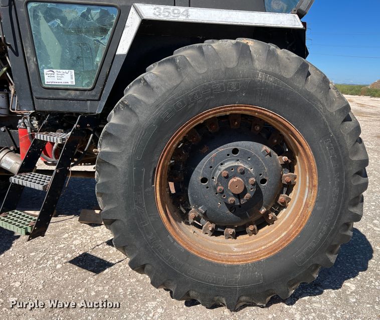 image for item DO8717 Case IH 3594  MFWD tractor