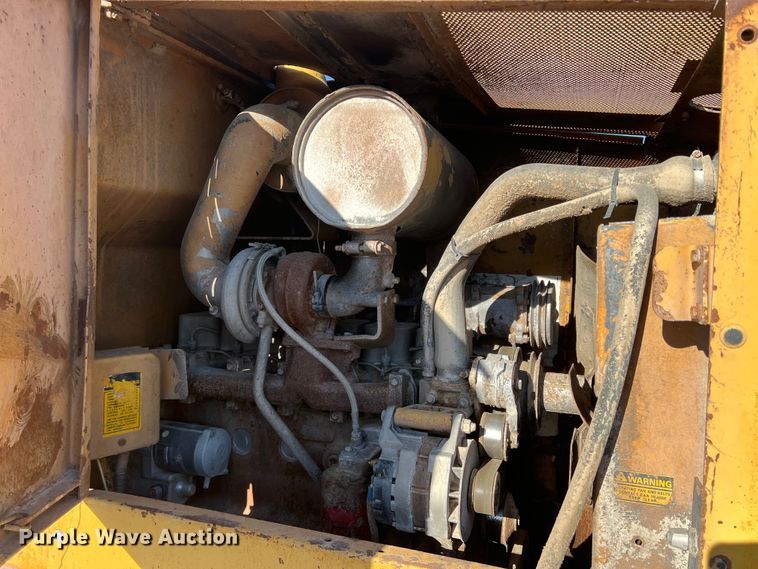 image for item DO8718 1991 Case 621ZF  wheel loader