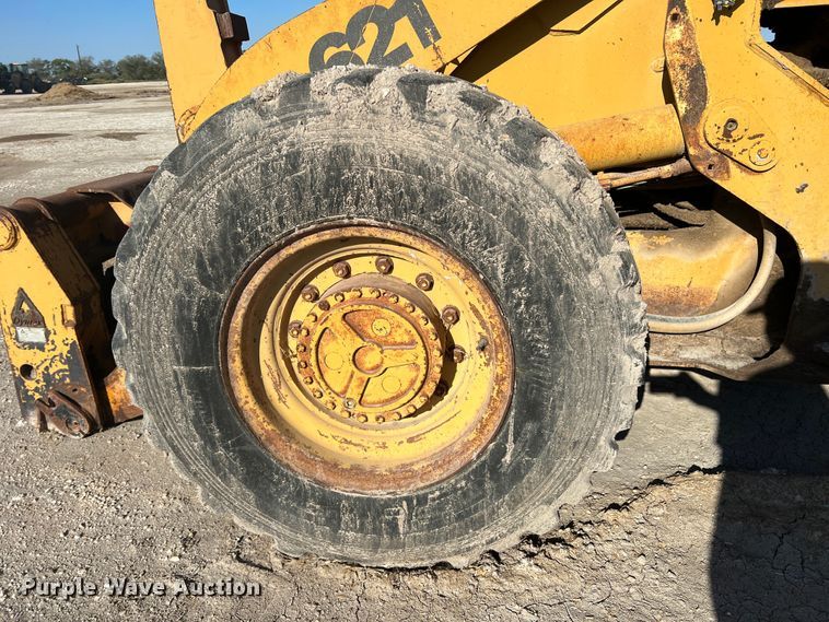 image for item DO8718 1991 Case 621ZF  wheel loader