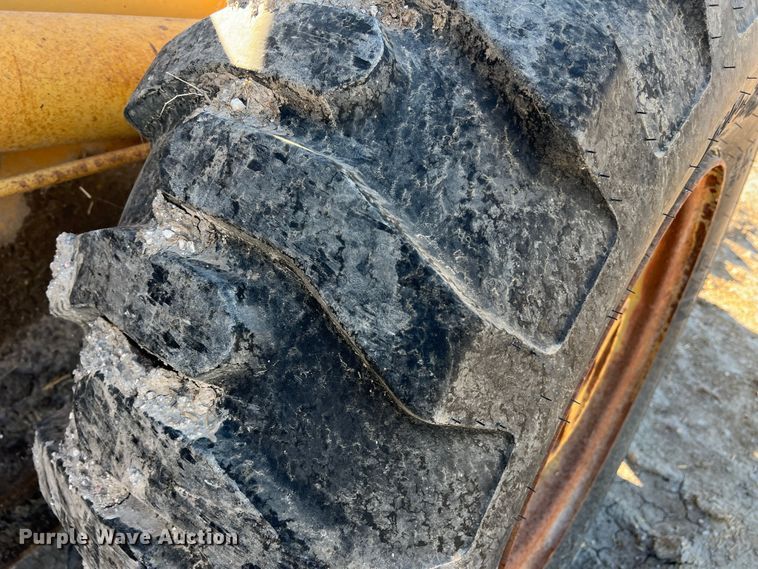 image for item DO8718 1991 Case 621ZF  wheel loader